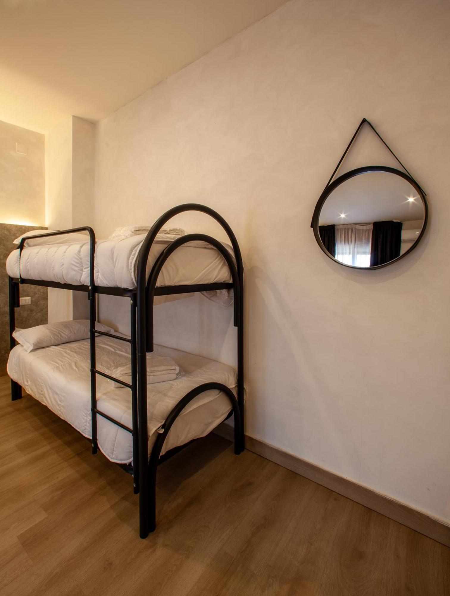 Easy Boarding Otel Napoli Dış mekan fotoğraf